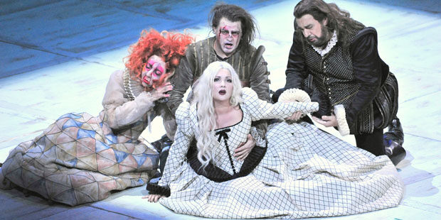 Marina Prudenskaya (Azucena), Anna Netrebko (Leonora), Gaston Rivero (Manrico), Plácido Domingo (Graf Luna)