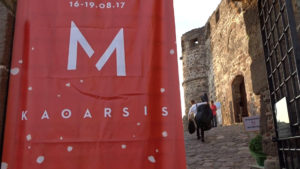 Molyvos International Music Festival. Flagge mit dem Festival-Motto "Katharsis"