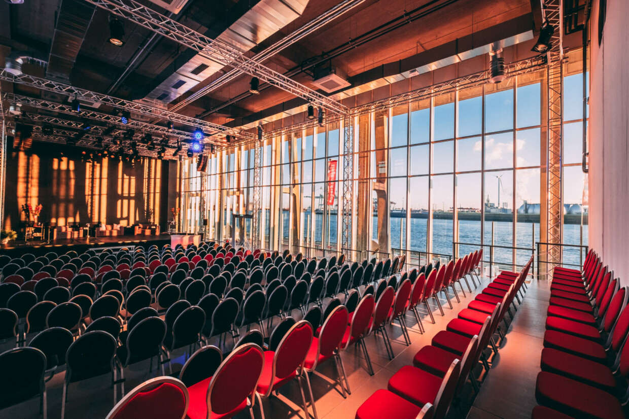 Opernloft im Alten Fährterminal Altona