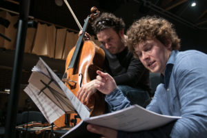 Cellist Nicolas Altstaedt beim Internationalen Festival Čello Cēsis