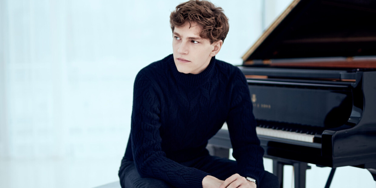 Der Pianist Jan Lisiecki Bei Blind Gehort Concerti De