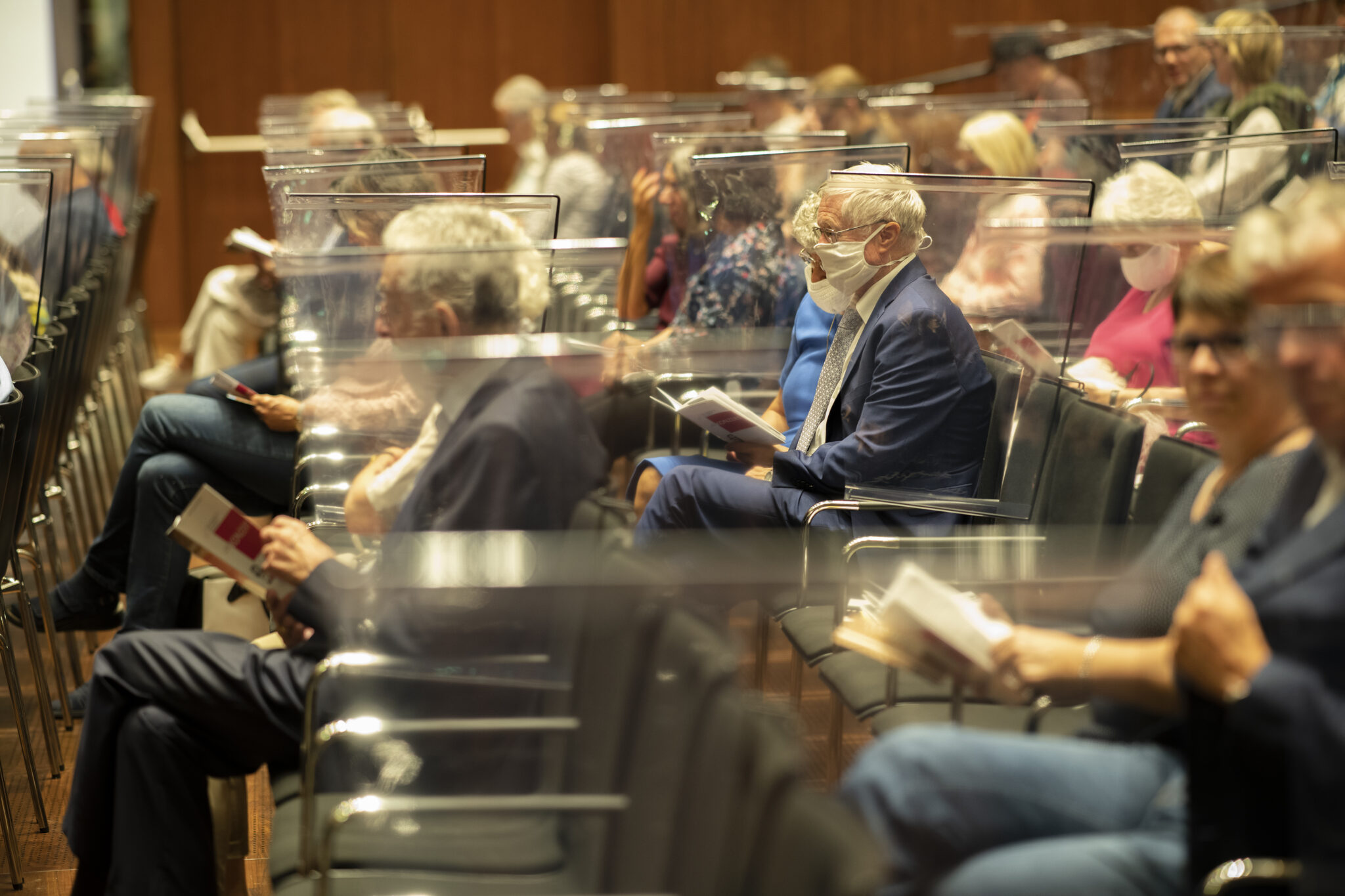 Utopisch anmutend: Spielzeiteröffnung der Württembergischen Philharmonie Reutlingen in der Stadthalle Reutlingen