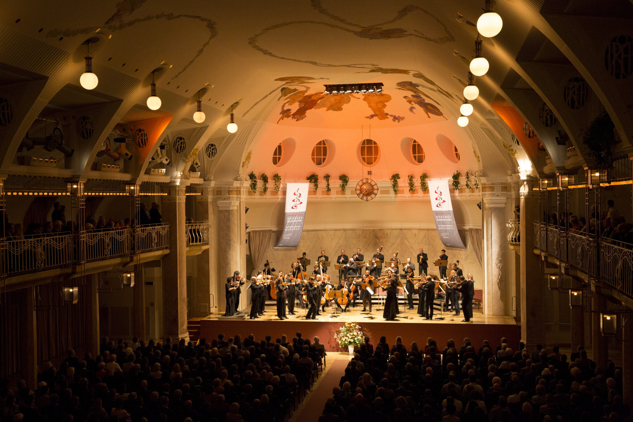 Festliche Stimmung im Kursaal