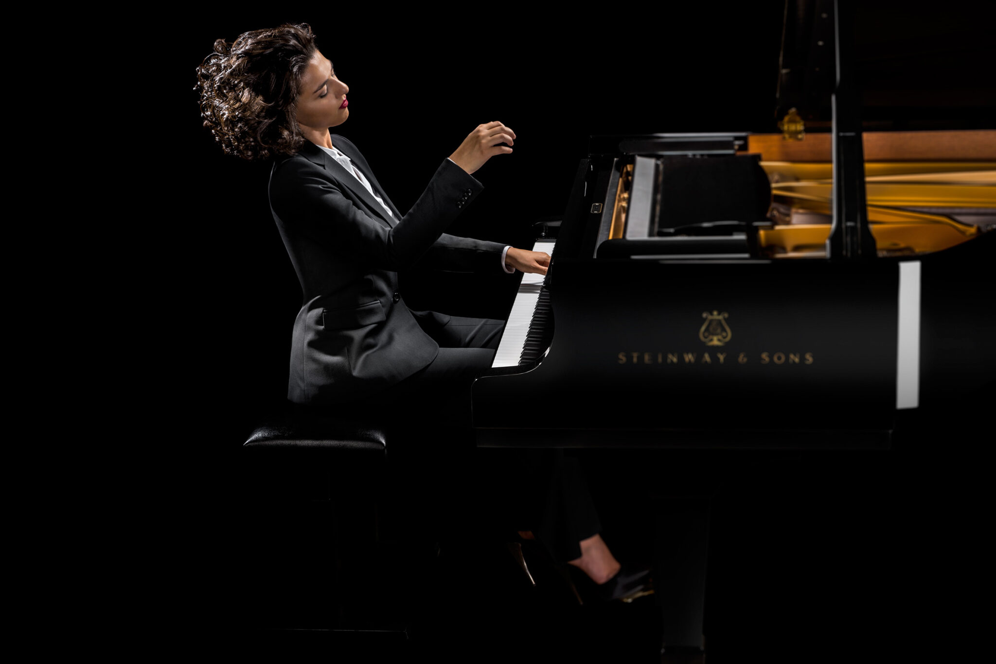 Auf der ganzen Welt gefragt, in Mondsee zu Gast: Pianistin Khatia Buniatishvili 