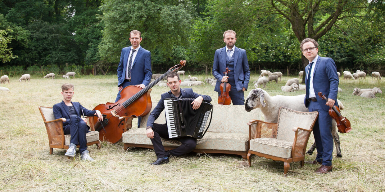 Sucht den Groove bei Bach: Ensemble Uwaga! beim Niederrhein Musikfestival