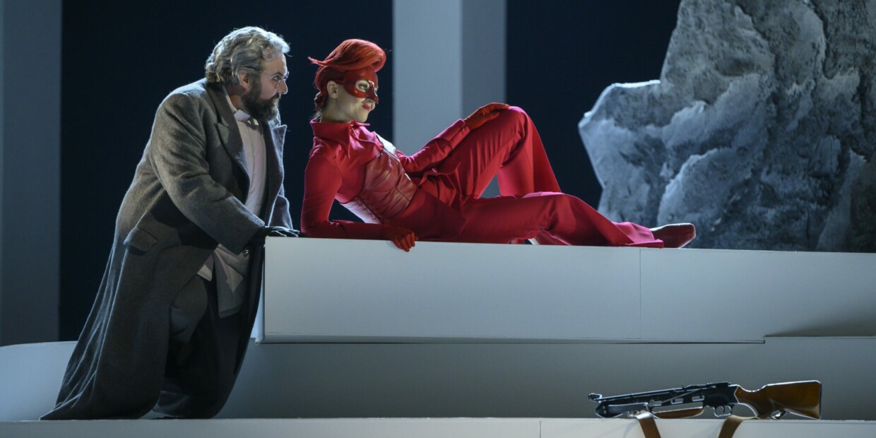 AJ Glueckert und Giulia Montanari in „Die Frau ohne Schatten“ an der Oper Köln