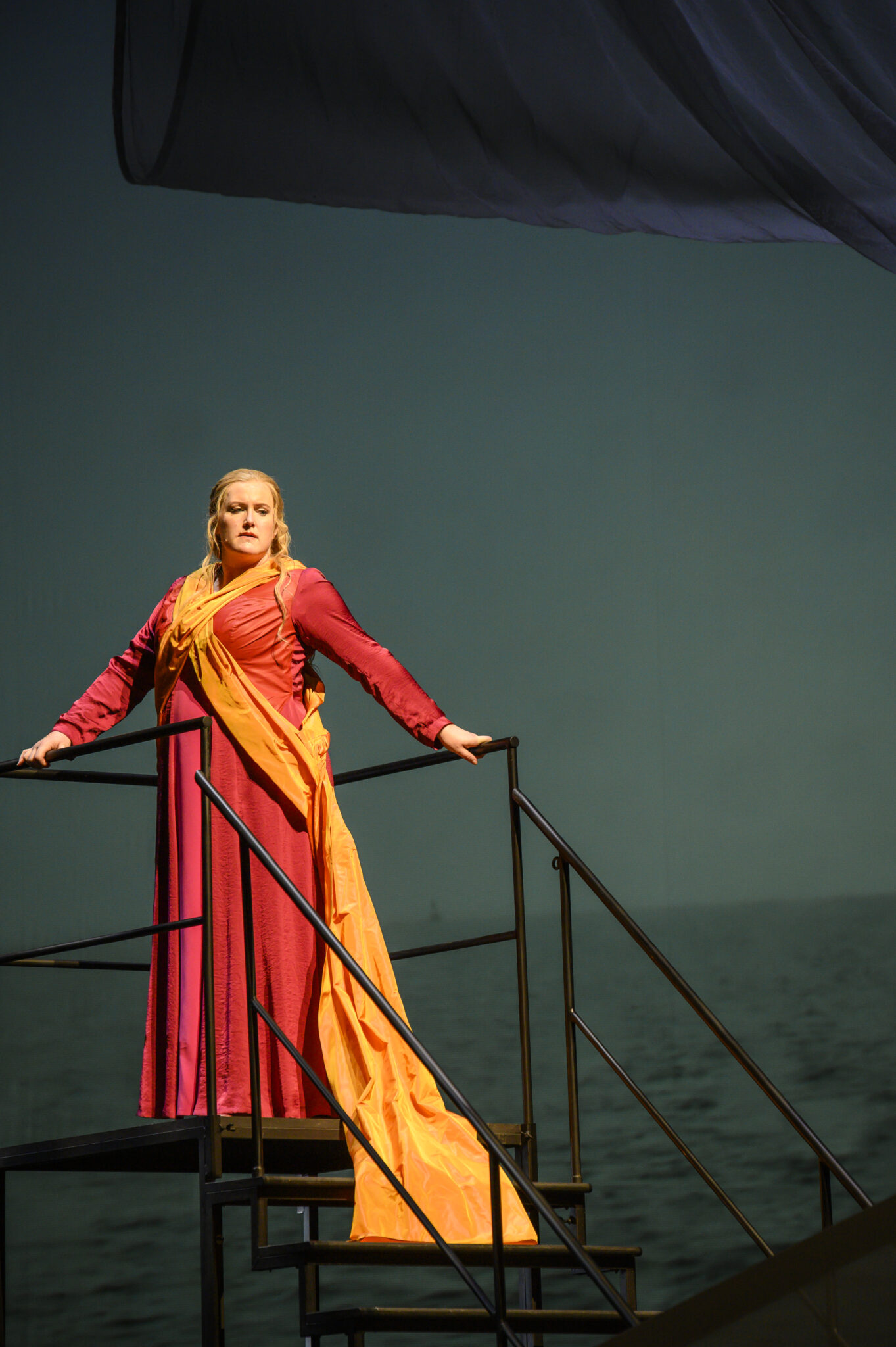Szenenbild aus „Tristan und Isolde“ an der Oper Wuppertal