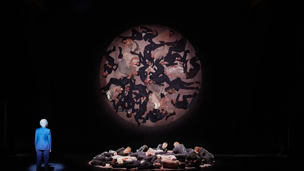 Szenenbild aus „Orphée et Eurydice“ an der Opéra Royal Versailles
