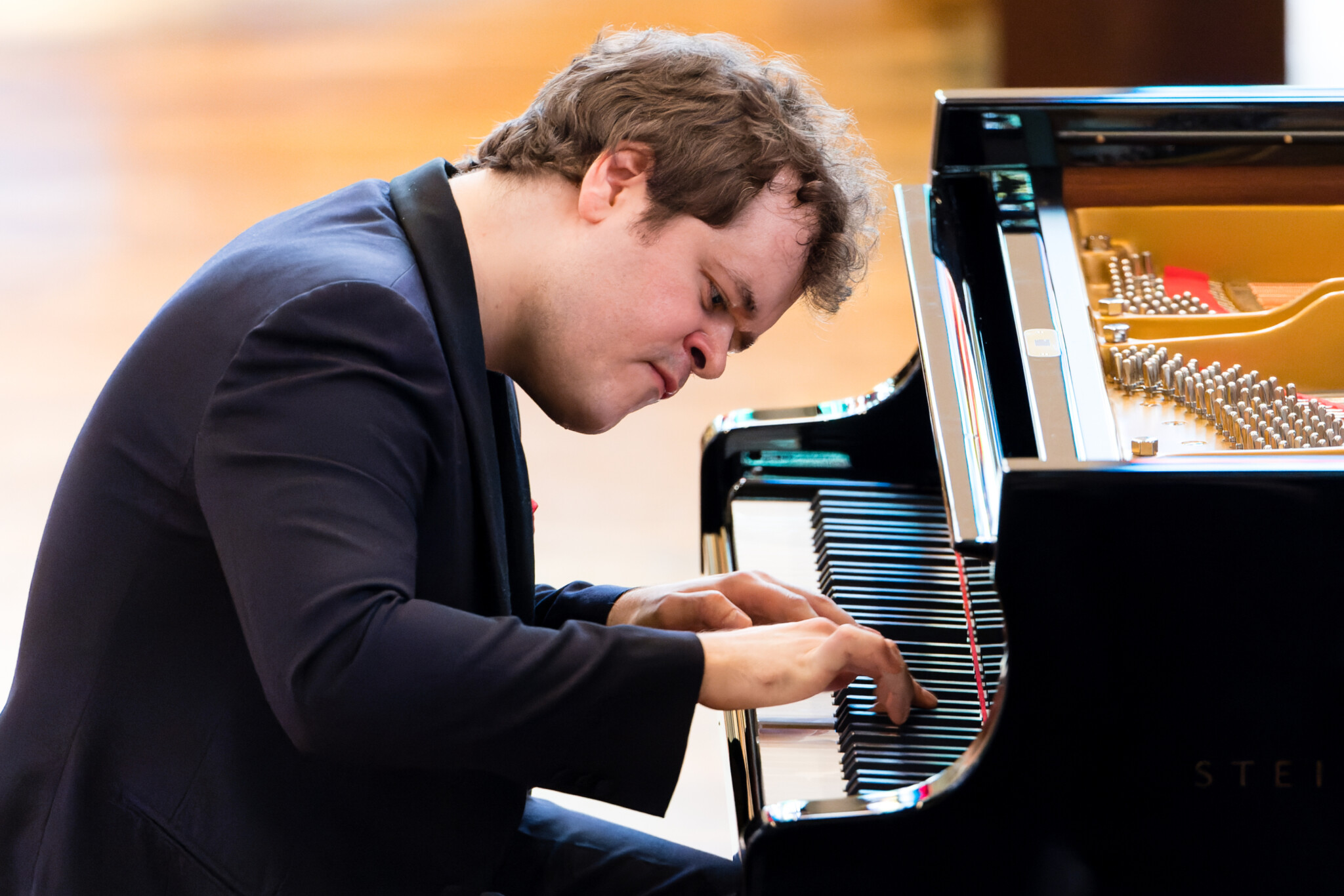 Benjamin Grosvenor beim Klavierfestival Le Piano Symphonique in der Lukaskirche Luzern