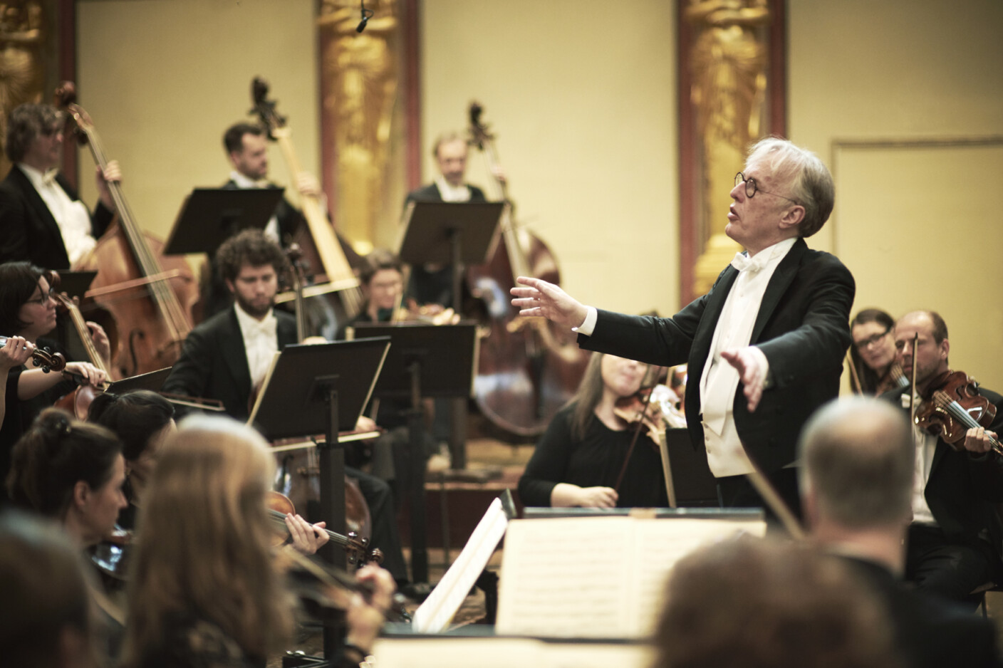 Martin Haselböck und sein Orchester Wiener Akademie spielen Bruckners sechtse Sinfonie beim KIRCH'KLANG Festival
