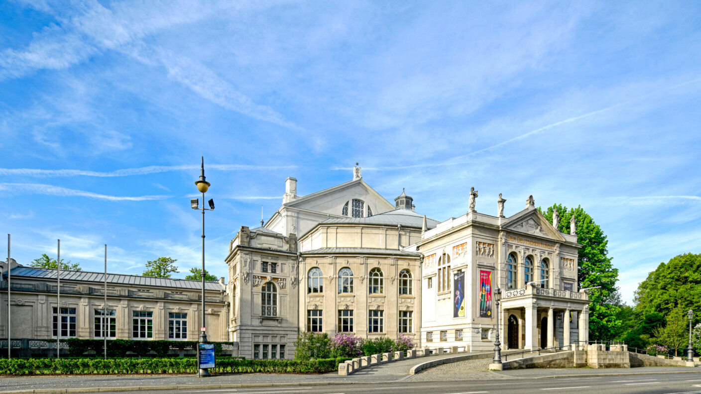 Am Münchner Prinzregententheater halten rachsüchtige Naturgeister Einzug