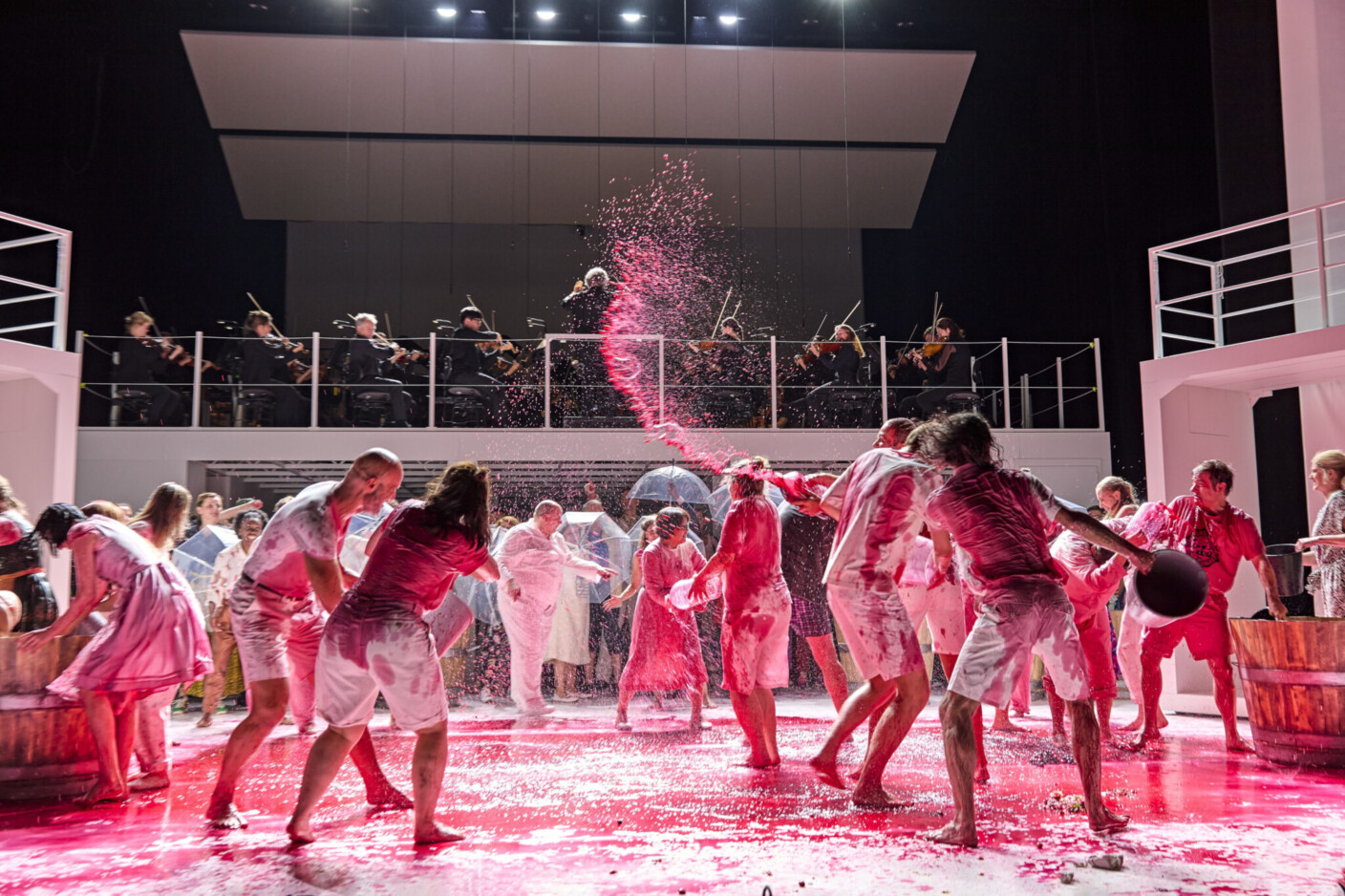 Szenenbild aus „Trionfi“ an der Hamburgischen Staatsoper