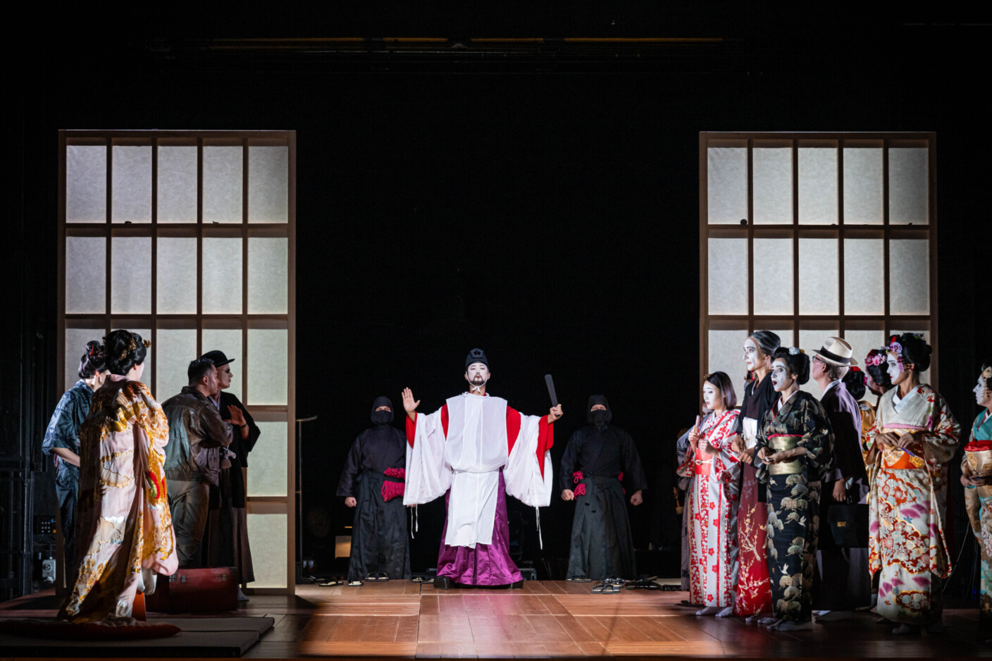 Szenenbild aus „Madama Butterfly“ an den Bühnen Halle