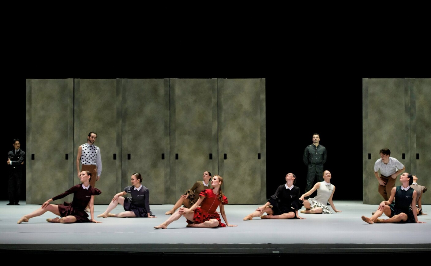 Szenenbild aus Johan Ingers Choreografie „Carmen“ am Aalto-Theater Essen