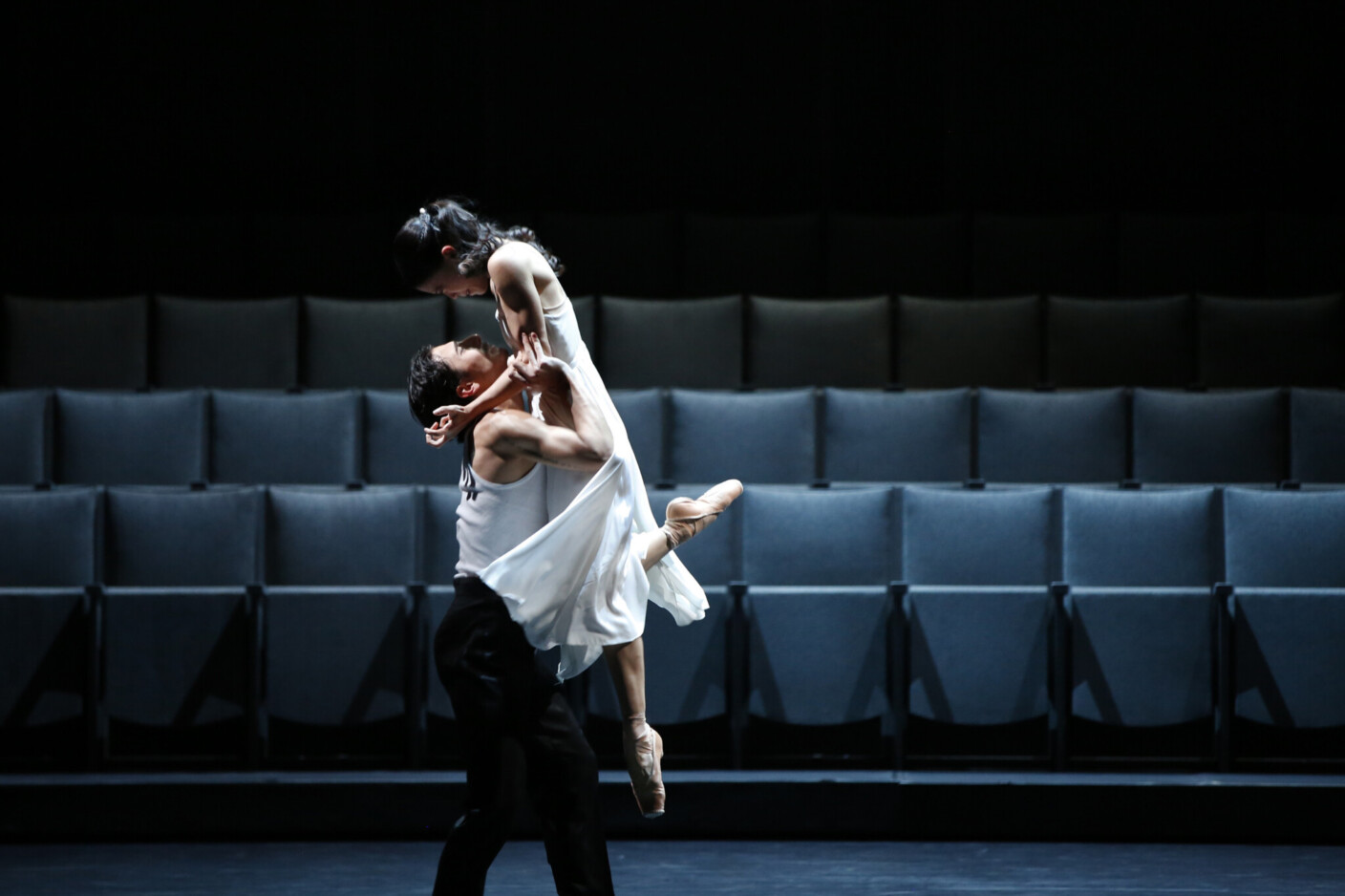 Szenenbild aus „Romeo und Julia“ an der Oper Leipzig