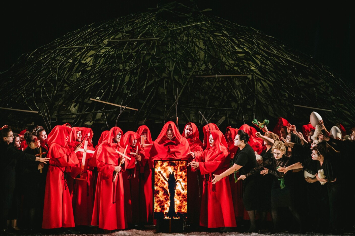 Szenenbild aus „Faust“ am Staatstheater Kassel