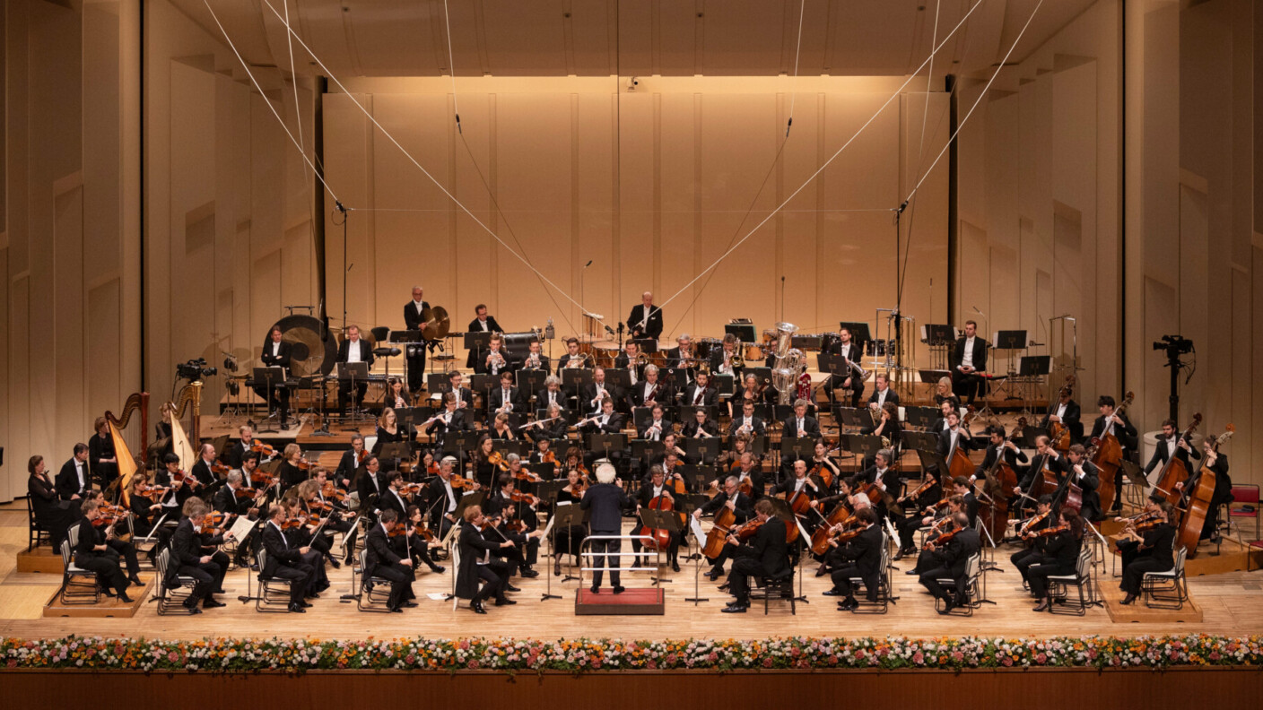 Zu Gast in der NHK Hall Tokio: das Symphonieorchesters des Bayerischen Rundfunks und Sir Simon Rattle